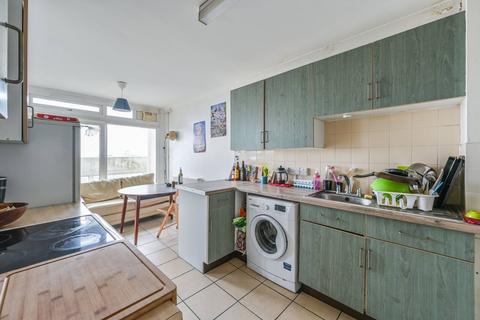 2 bedroom flat for sale, Edrich House, Stockwell, London, SW4