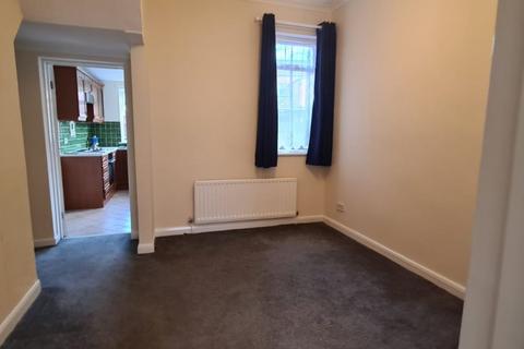 2 bedroom terraced house to rent, Oxford Terrace, Bishop Auckland