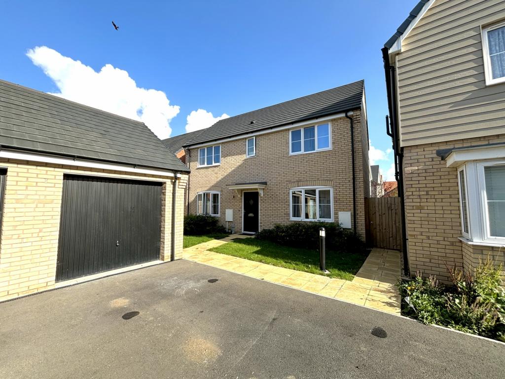 3 Bedroom detached home for Sale