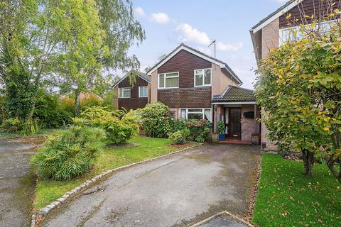 3 bedroom link detached house for sale, Kestrel Close, Lordswood, Southampton, Hampshire, SO16