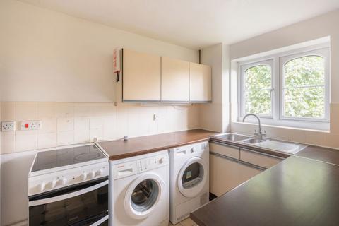 1 bedroom flat for sale, Old Mill Gardens, Berkhamsted, Hertfordshire, HP4