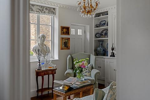 52 Ashmore Road, London, SE18 4BY