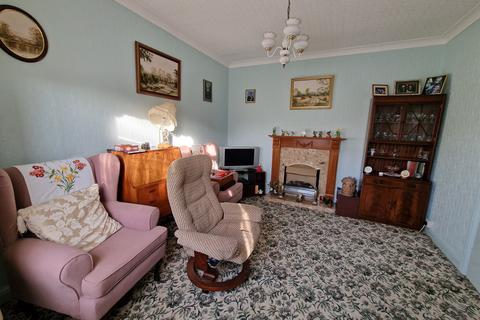 2 bedroom bungalow for sale, Marsh Lane, Wolverhampton, West Midlands