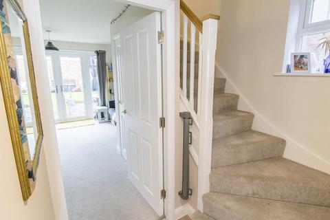 2 bedroom semi-detached house for sale, Garner Way, Fleckney