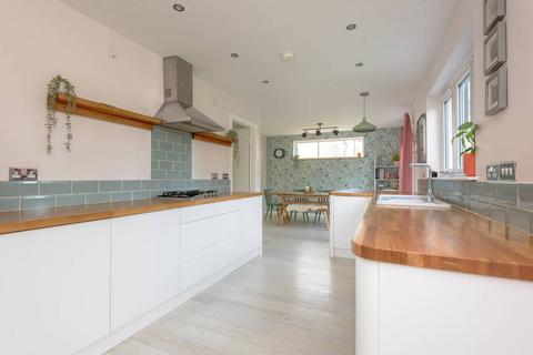 18 Douglas Marches, North Berwick, EH39 5LZ