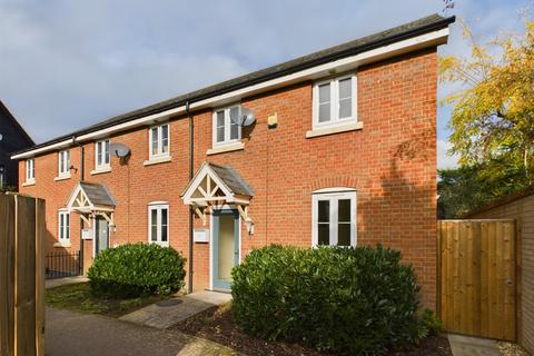 3 bedroom end of terrace house for sale, Bourneys Manor Close, Willingham