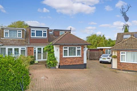 4 bedroom semi-detached bungalow for sale, Hows Mead, North Weald, Epping