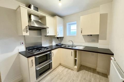 2 bedroom apartment to rent, Ilminster Road, Taunton TA1