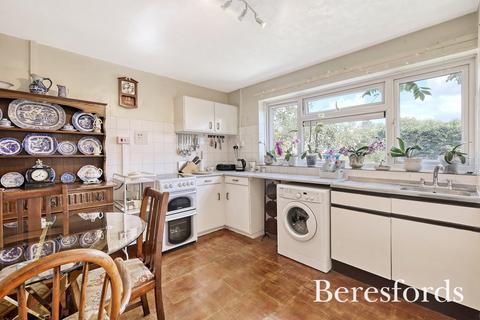 3 bedroom semi-detached house for sale, Watts Close, Barnston, CM6