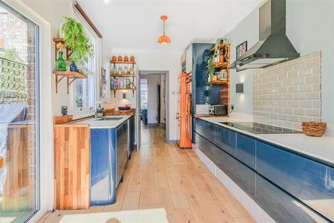 6 Aldreth Grove, York, YO23 1LB
