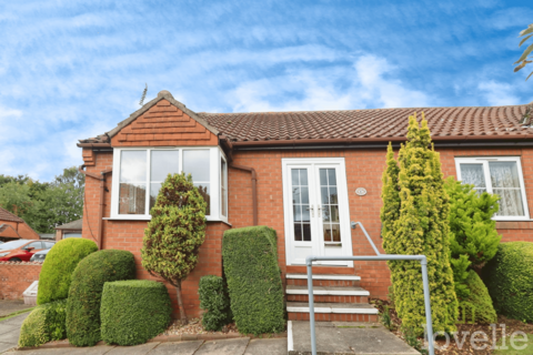 2 bedroom bungalow for sale, Heritage Court, Navenby LN5