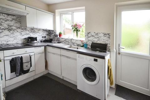 2 bedroom end of terrace house to rent, Byron Way, Stamford, Lincs