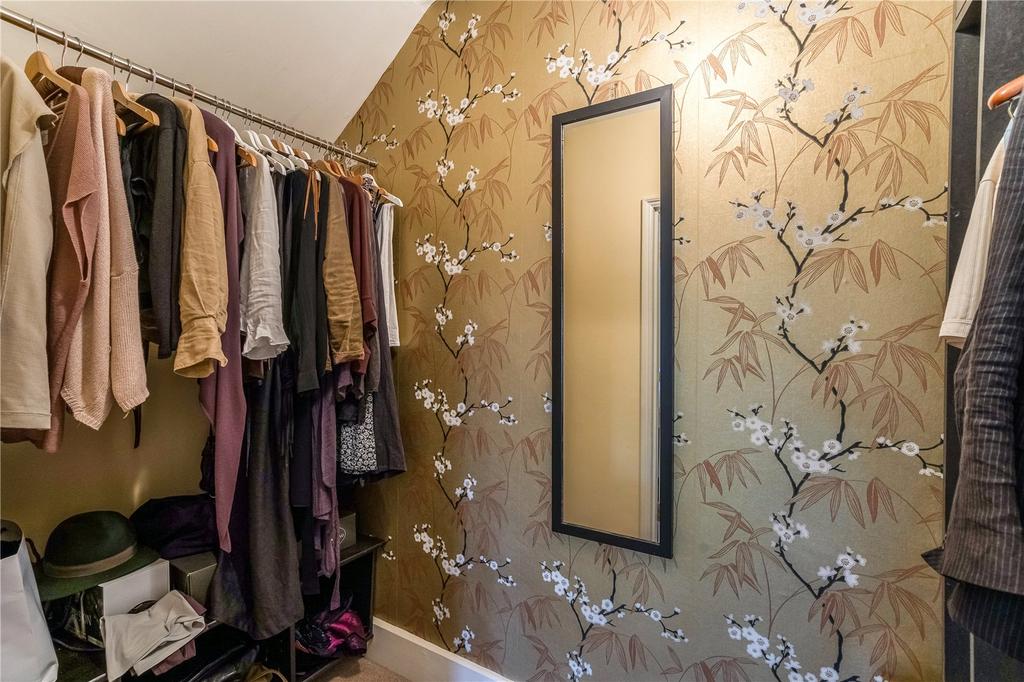 Walk In Wardrobe
