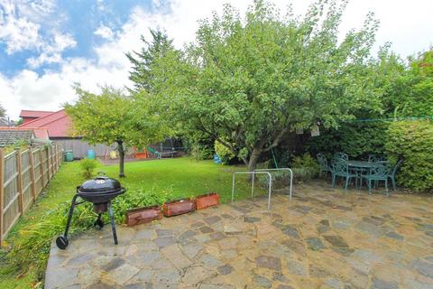 10 Briar Lane, Carshalton, SM5 4PX