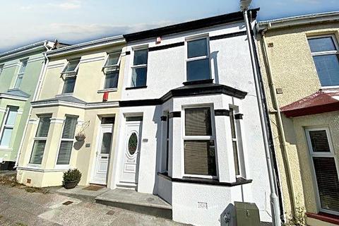 2 bedroom terraced house to rent, Cotehele Avenue, Keyham PL2