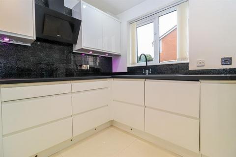 3 bedroom detached house for sale, Manorfields Avenue, Wakefield WF4