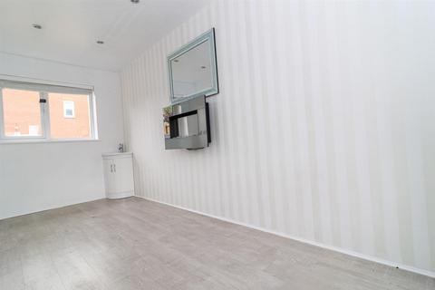46 Manorfields Avenue, Crofton, Wakefield, WF4 1SZ