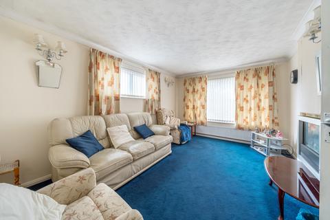 2 bedroom detached bungalow for sale, Manor Orchard