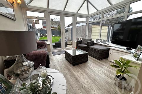 12 Ingleton Avenue, Bispham, Blackpool, FY2 0DX