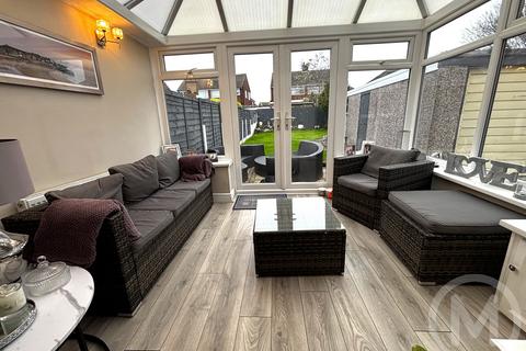 12 Ingleton Avenue, Bispham, Blackpool, FY2 0DX