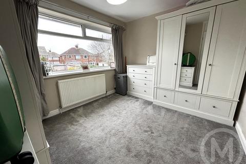 12 Ingleton Avenue, Bispham, Blackpool, FY2 0DX