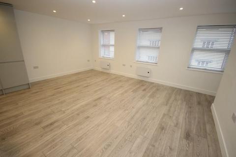 2 bedroom ground floor flat to rent, Chapel Street, Billericay