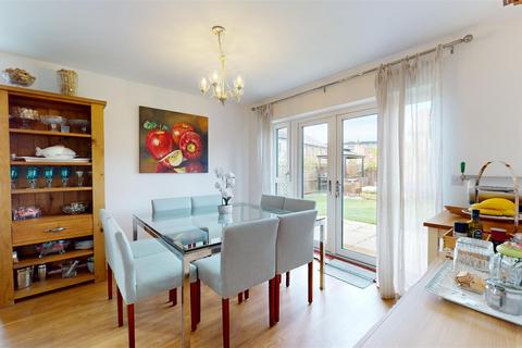 3 bedroom detached house for sale, Pascal Mews, Oakgrove, Milton Keynes