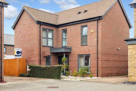 3 bedroom detached house for sale, Pascal Mews, Oakgrove, Milton Keynes