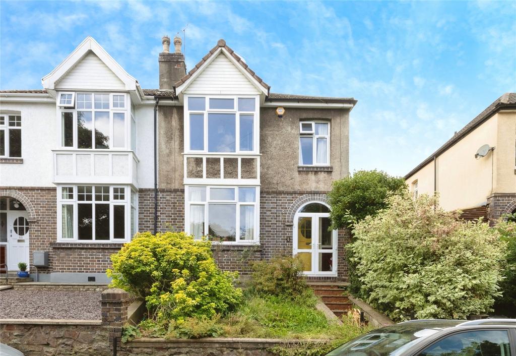 Runswick Road, Brislington, Bristol, BS4 3 bed semidetached house for