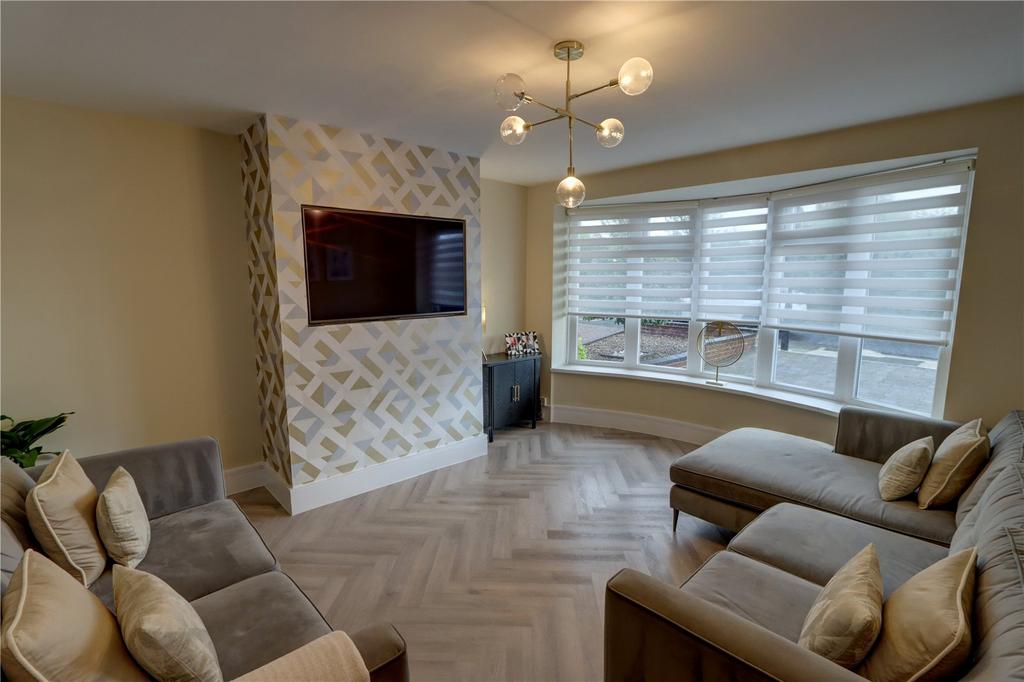 Ashdale Crescent, Newcastle Upon Tyne... 3 bed semidetached house for