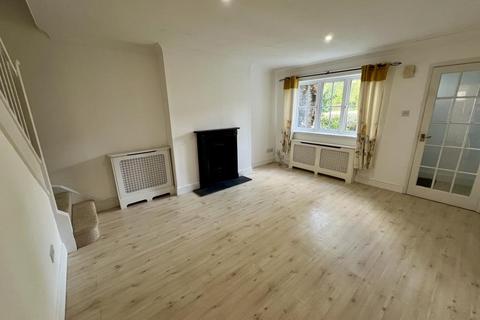 2 bedroom terraced house to rent, Binfield,  Bracknell,  RG42