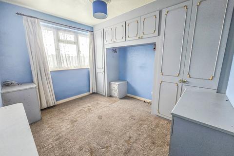 11 Browne Close, Romford, RM5 2HD