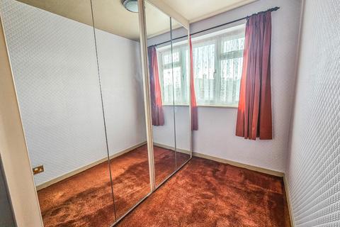 11 Browne Close, Romford, RM5 2HD