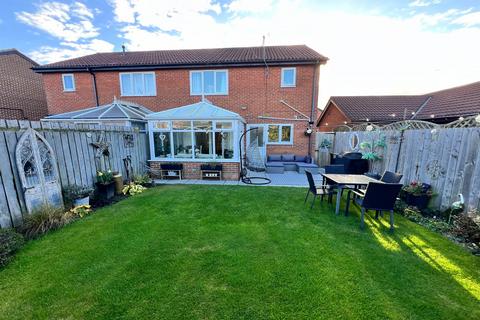 3 bedroom semi-detached house for sale, Beaconside, South Shields