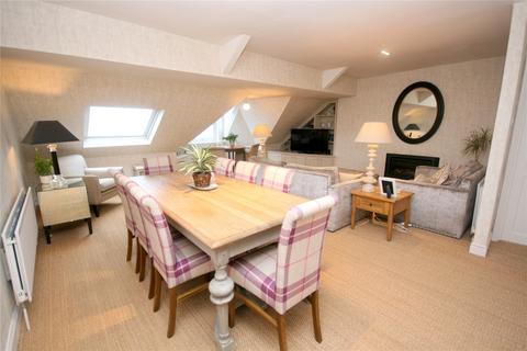 2 bedroom apartment for sale, Beverley Terrace, Cullercoats, NE30