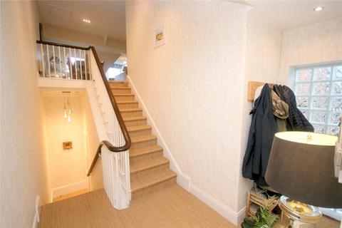 Flat C, 34 Beverley Terrace, North Shields, NE30 4NU