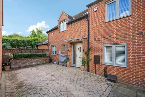 Diamond Court, Amersham, Buckinghamshire, HP7