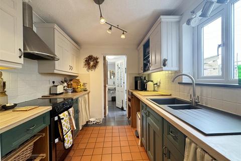 15 Liskey Hill, Perranporth, TR6 0ET
