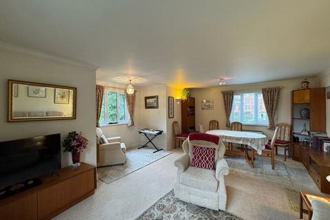 2 bedroom flat for sale, Town Mills, West Mills, Newbury RG14