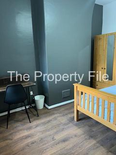 4 bedroom terraced house to rent, Ossory Street, Manchester M14