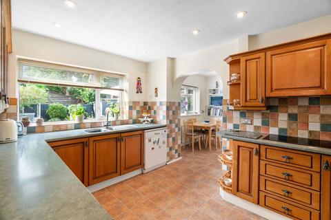 5 bedroom detached house for sale, Maple Grove, Bishops Stortford