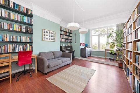 61c Crystal Palace Park Road, London, SE26 6UT