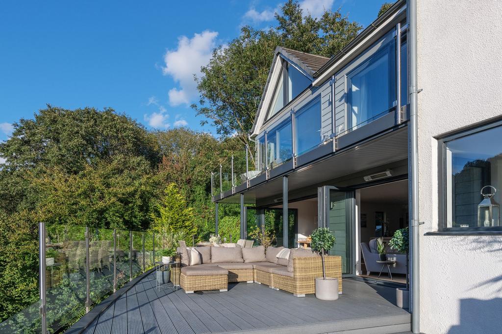 Jonswood External