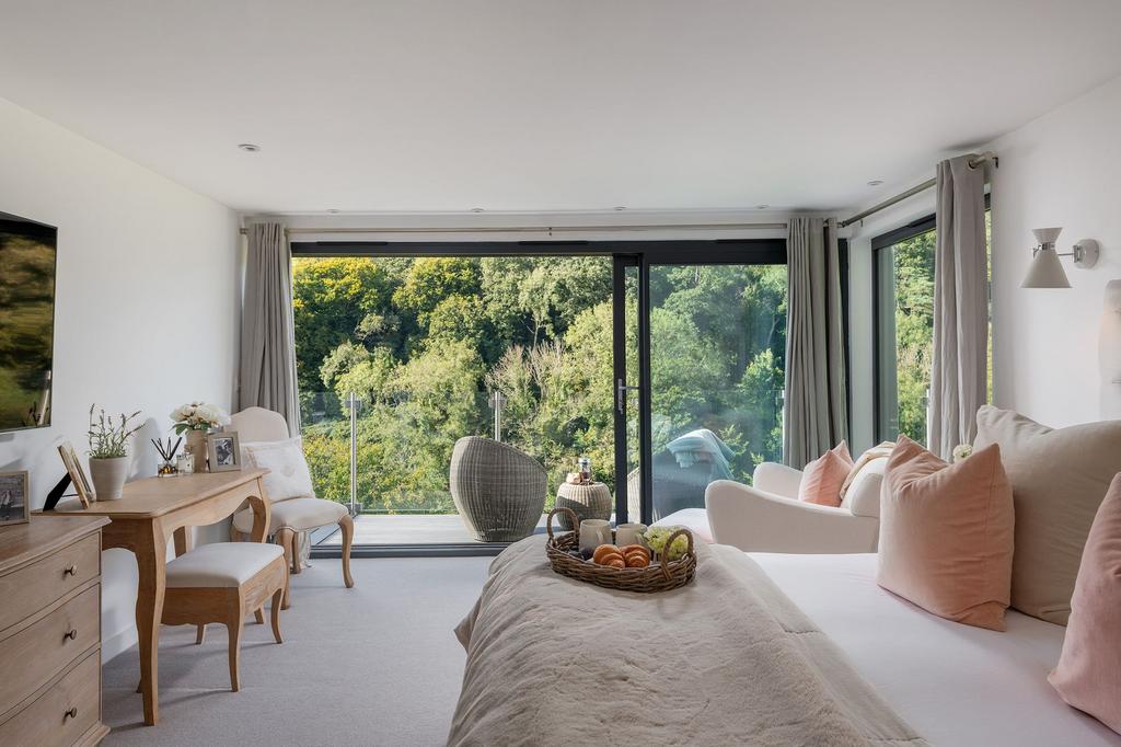 Jonswood Bedroom 1
