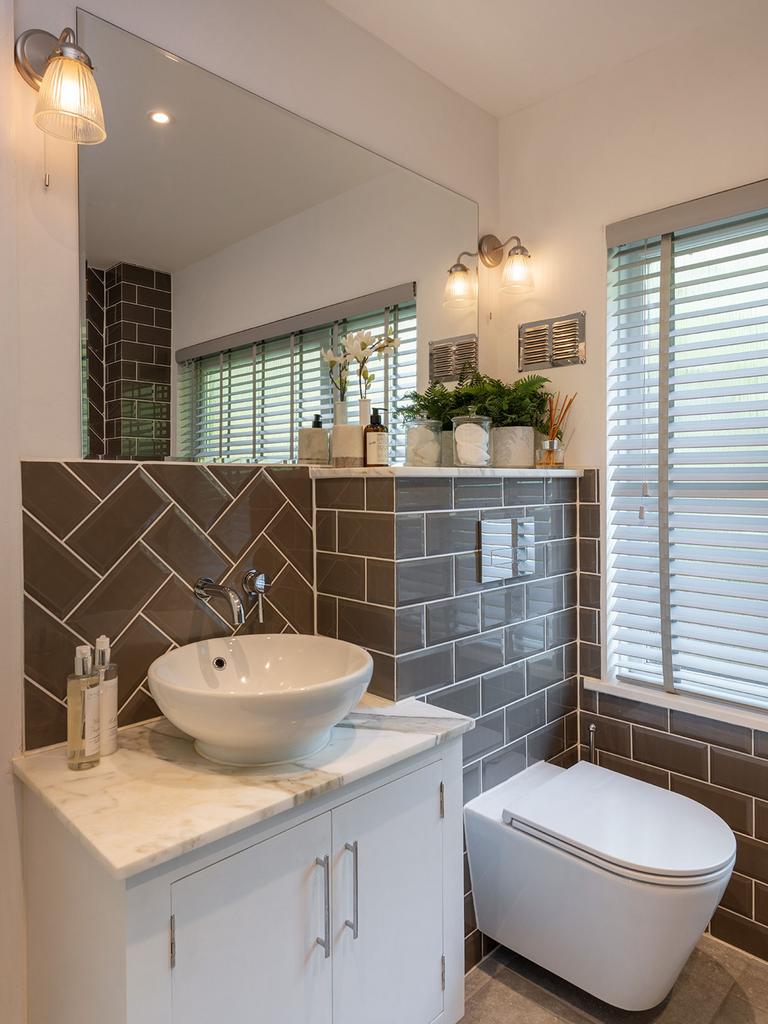 Jonswood Bathroom