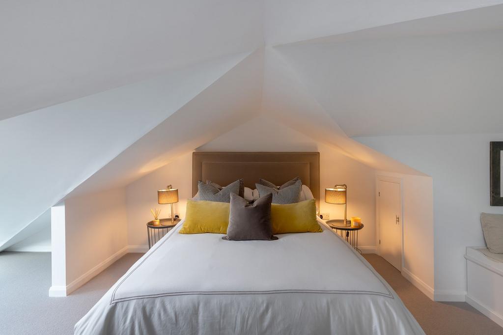 Jonswood Loft Bedroom