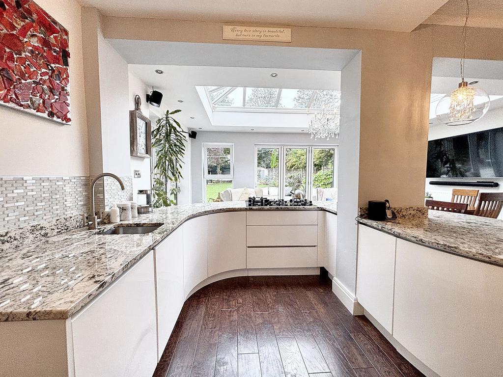 Kitchen/Sitting Family Room