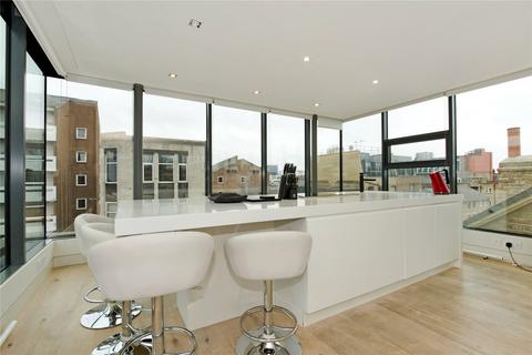 2 bedroom penthouse to rent, Turner Street, E1