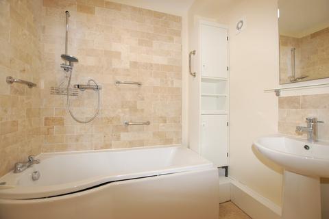 2 bedroom flat to rent, Pentlands, 58 Foxgrove Road, BECKENHAM, BR3