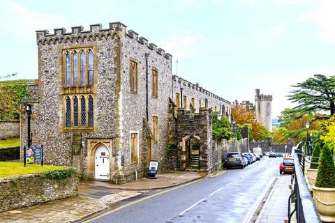 5 bedroom house for sale, London Road, Arundel